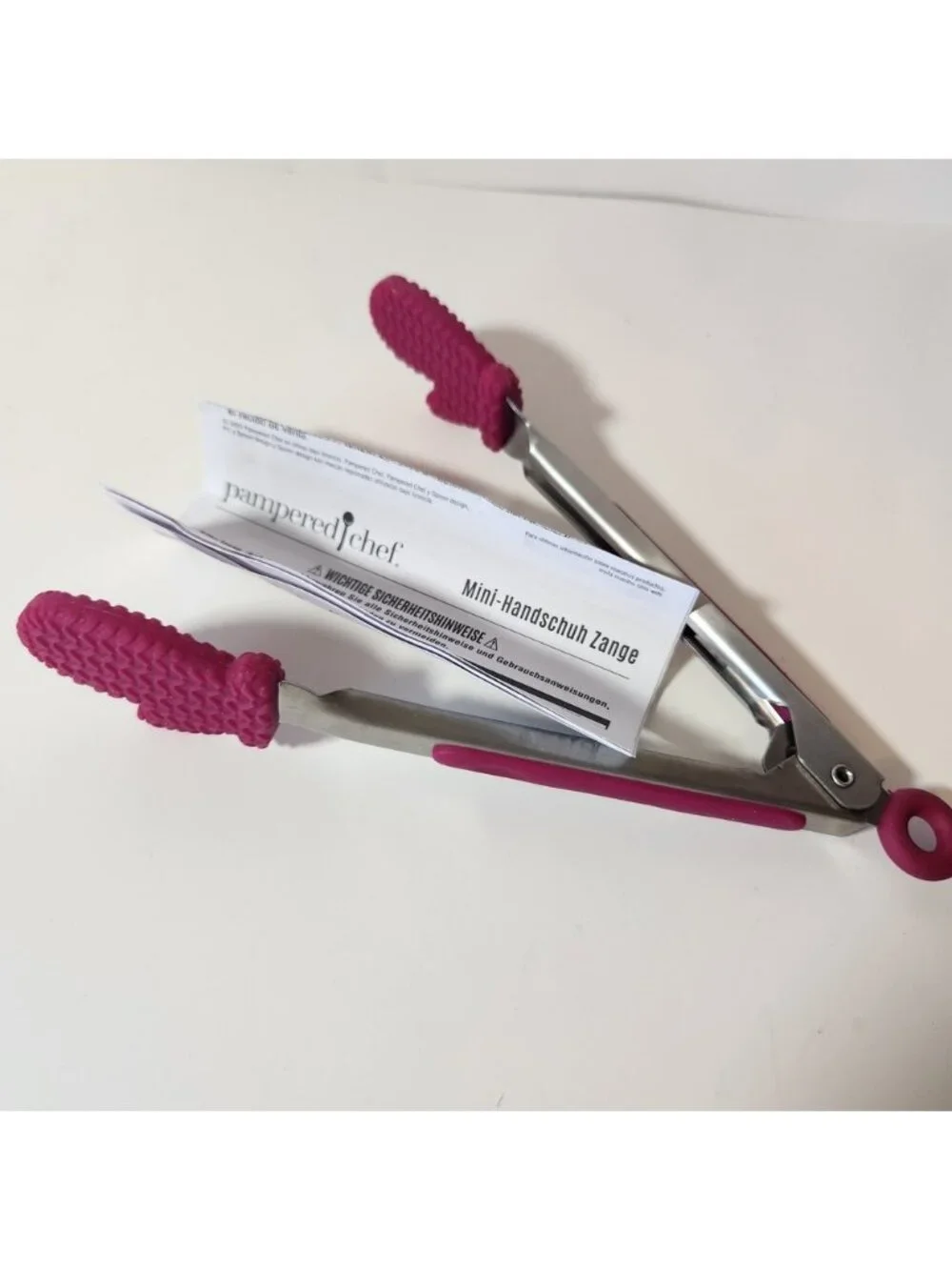Pampered‎ Chef Mini Mitten Tongs Stainless Steel Silicone Magenta Pink 8 Inch